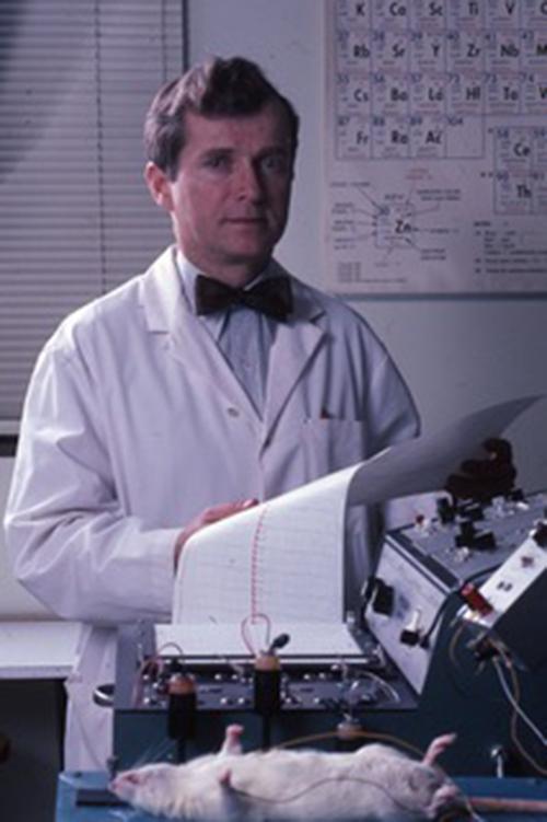 Klevay recording an electrocardiogram on a rat in 1984 at the USDA Human Nutrition Research Center.