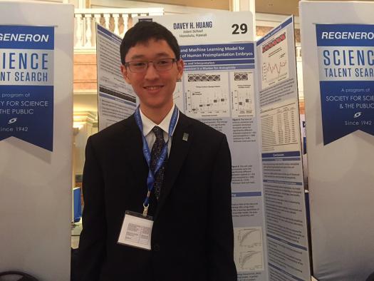 Davey Huang's algorithms may help doctors catch genetic abnormalities in embryos before IVF.