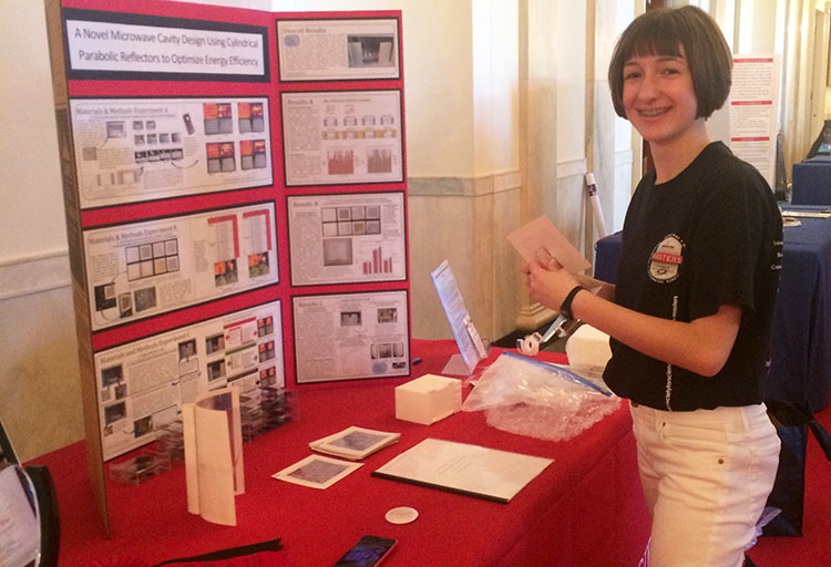 Annie set up her project board at the 2016 White House Science Fair. PHOTO COURTESY OF SOCIETY FOR SCIENCE & THE PUBLIC.