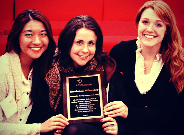 Meryl with the Six Foods cofounders hold their Resolution Project award. PHOTO COURTESY OF MERYL NATOW.