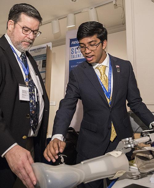 Syamantak Payra developed a bionic brace prototype that can help restore muscle and gait functionality to injured limbs.