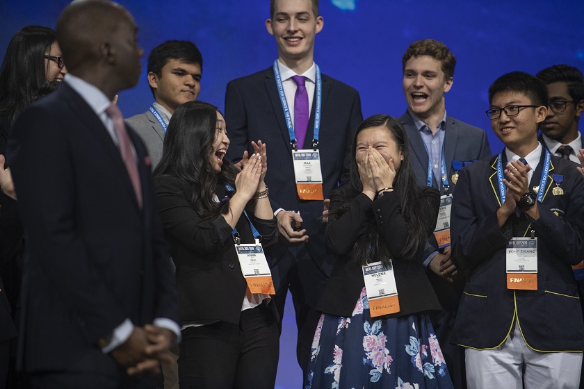 » Happy girl winners at Intel ISEF