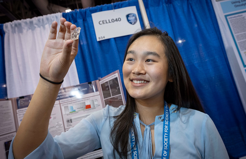 ISEF Category Cellular and Molecular Biology, Allison JIa, USA