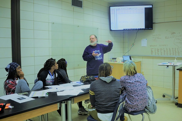 Professor Craig Hood taught students how to maintain their bat detectors, download files from them and analyze captured sonograms.