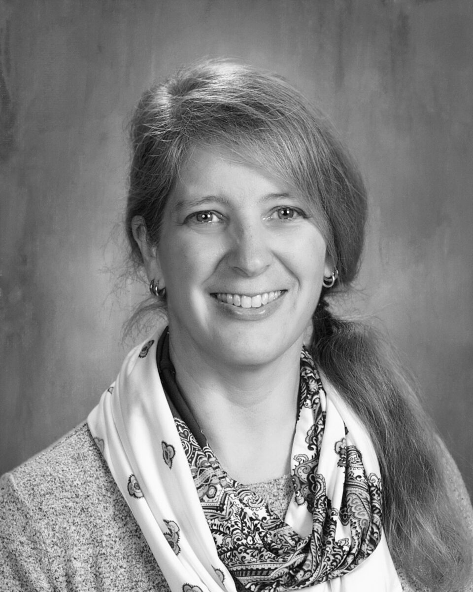 Cindy Morley Headshot