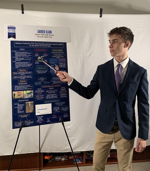 STS 2021 finalist Jared Ilan with project board