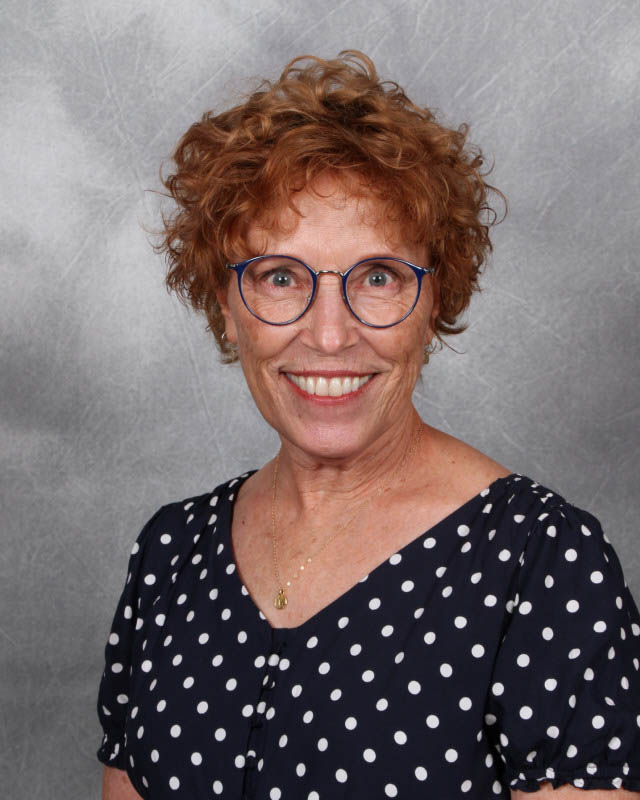 SNHS Teacher Lori Hermelin
