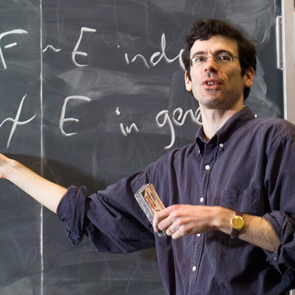 Notable Alumni - Jon Kleinberg, professor of computer science (COMS), teaching a class.