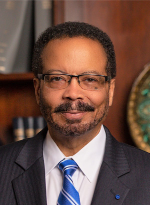 Roderic Ivan Pettigrew, PhD, MD, Board of Trustees, 2022