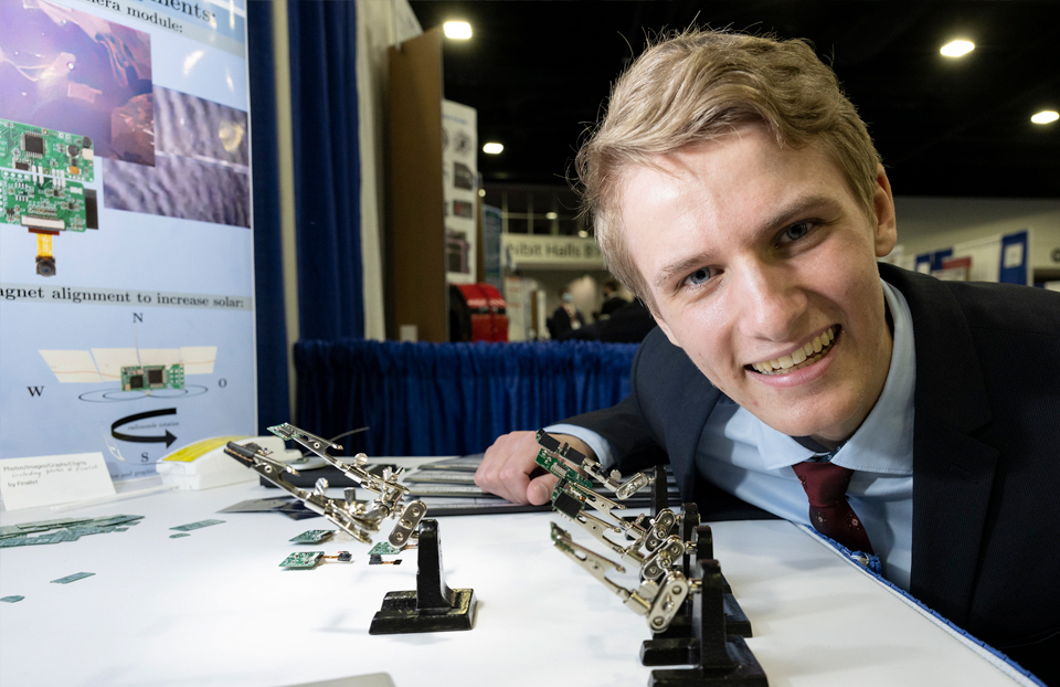 2022-ISEF - Amon Schumann, Berlin Germany - award winner Craig R. Barrett Award for Innovation