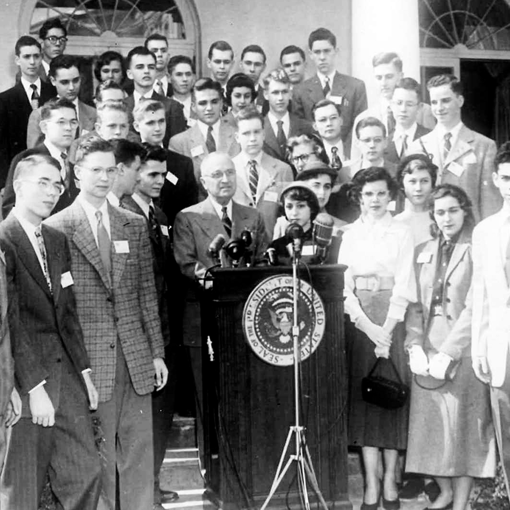 STS finalists meet with President Truman on the White House lawn 