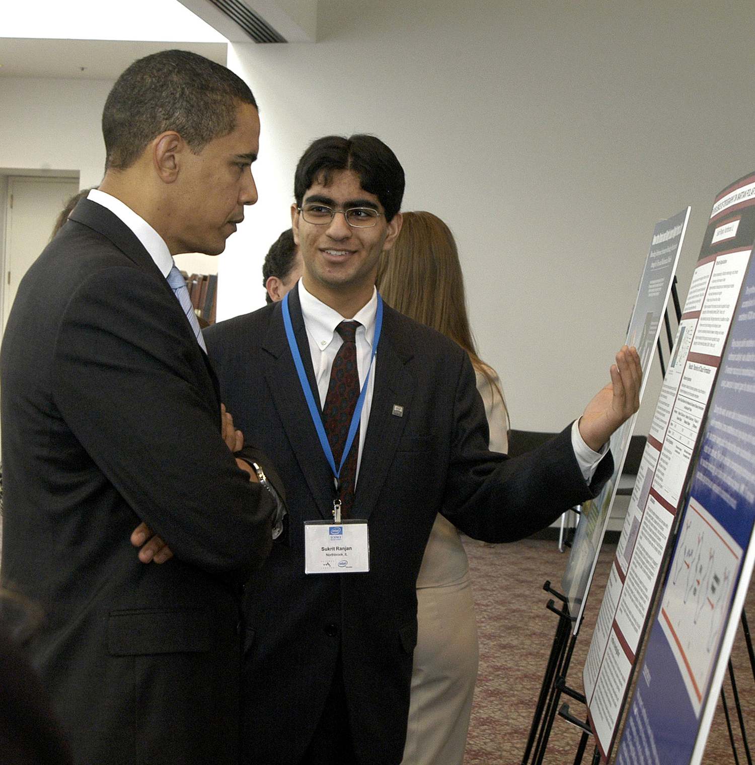 Senator Obama learns about Sukrit Ranjan’s project