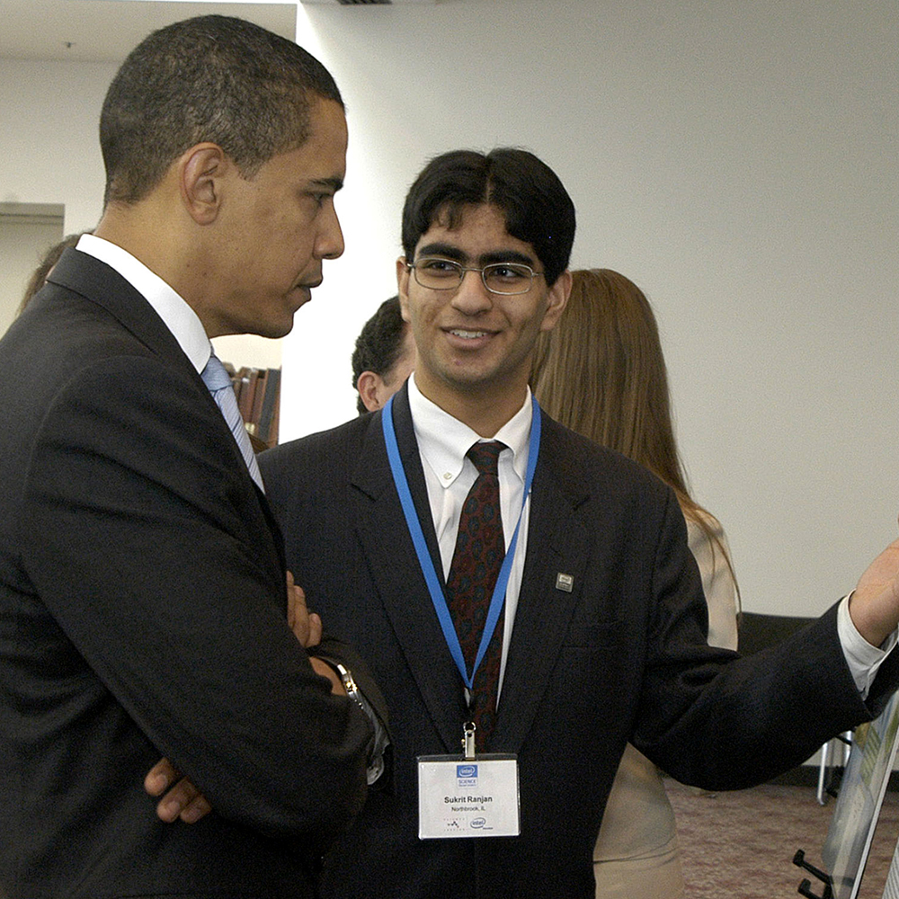Senator Obama learns about Sukrit Ranjan’s project