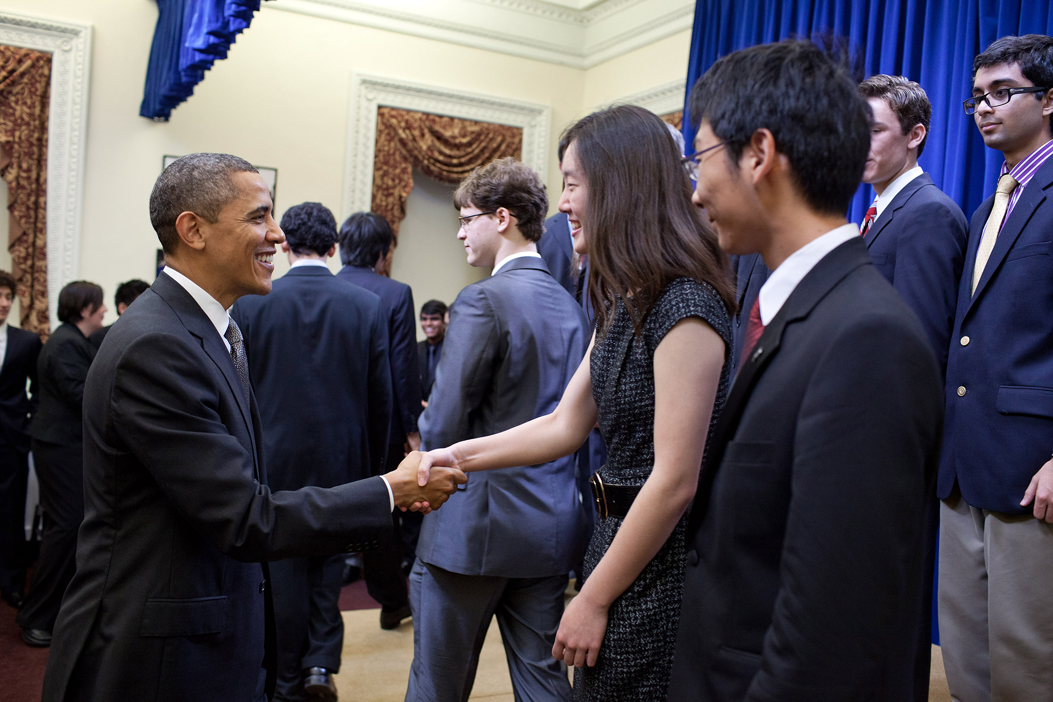 STS finalist Amy Chyao meets President Obama