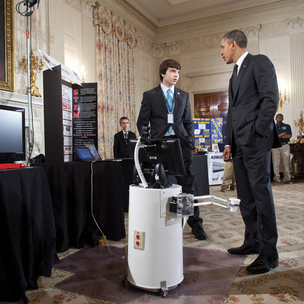 Benjamin Hylak discusses his project with President Obama