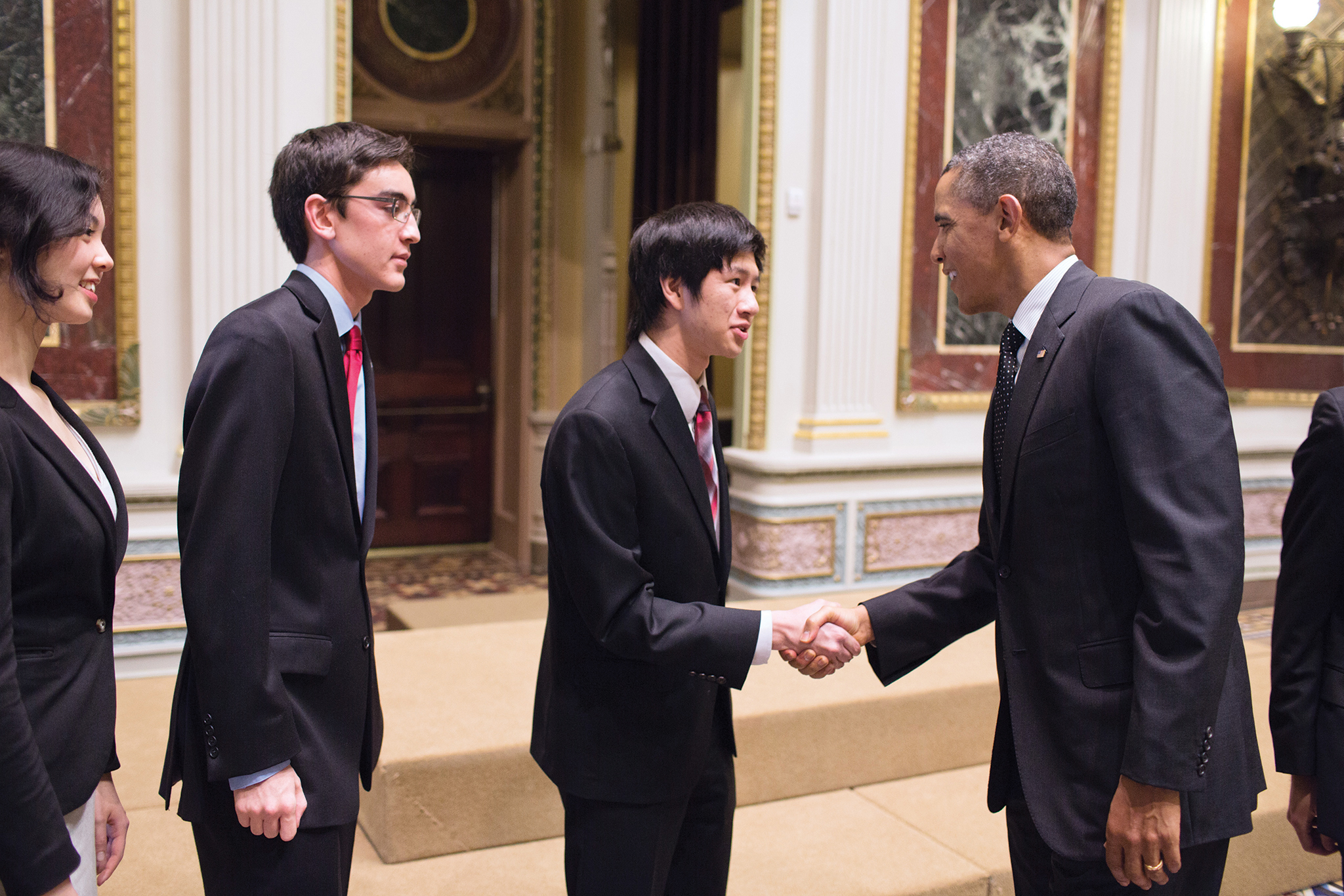 President Obama greets STS finalist Kensen Shi