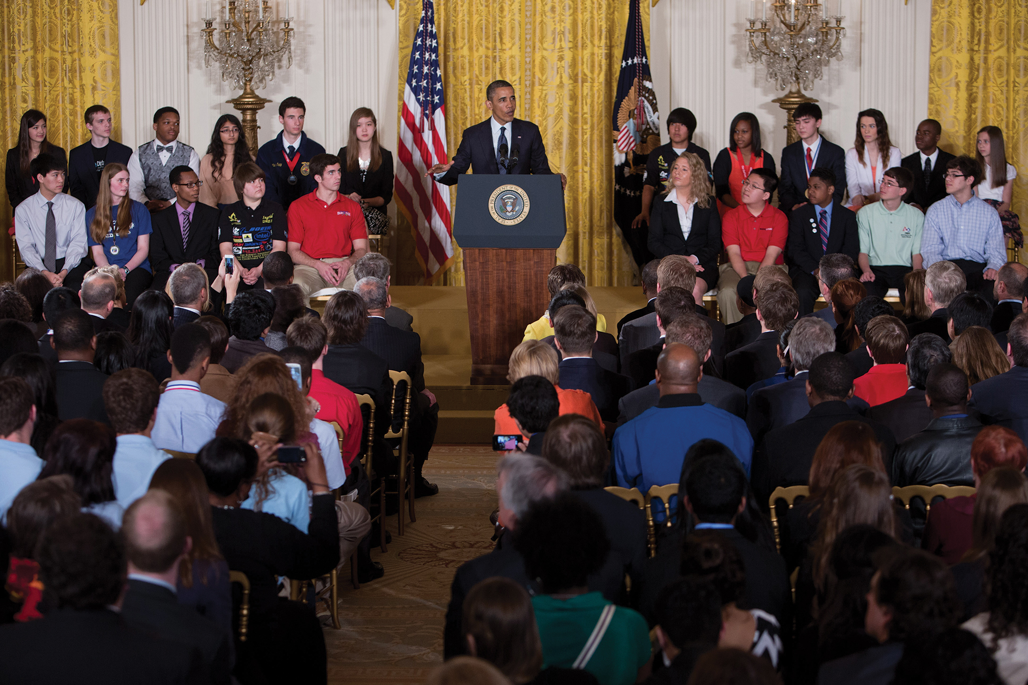 Nine Society alumni attend the White House Science Fair