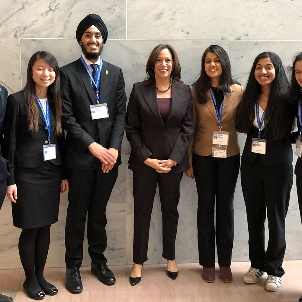 STS finalists meet Senator Kamala Harris on Capitol Hill