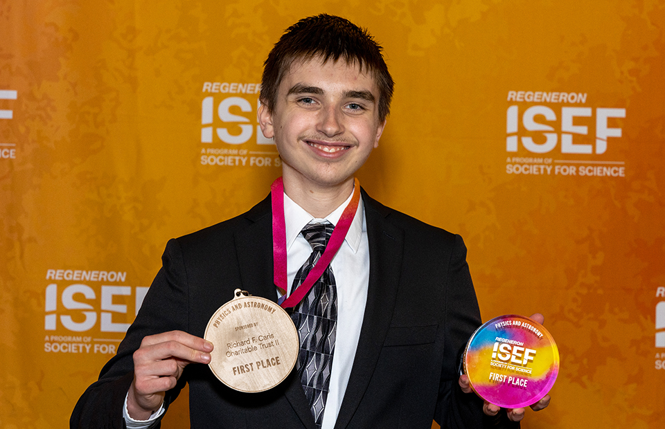 ISEF 2023 Award Ceremony, Dallas Texas - top award winner: Winners of the Dudley R. Herschbach SIYSS Award: Daniel Levin, Pittsburgh Allderdice High School, PA, United States of America