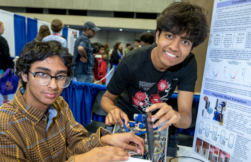 ISEF 2023 Grand Award Winners: Rishabh Ranjan, 17, and Gopalaniruddh Tadinada, 17, of Louisville, Kentucky, received the H. Robert Horvitz Prize for Fundamental Research