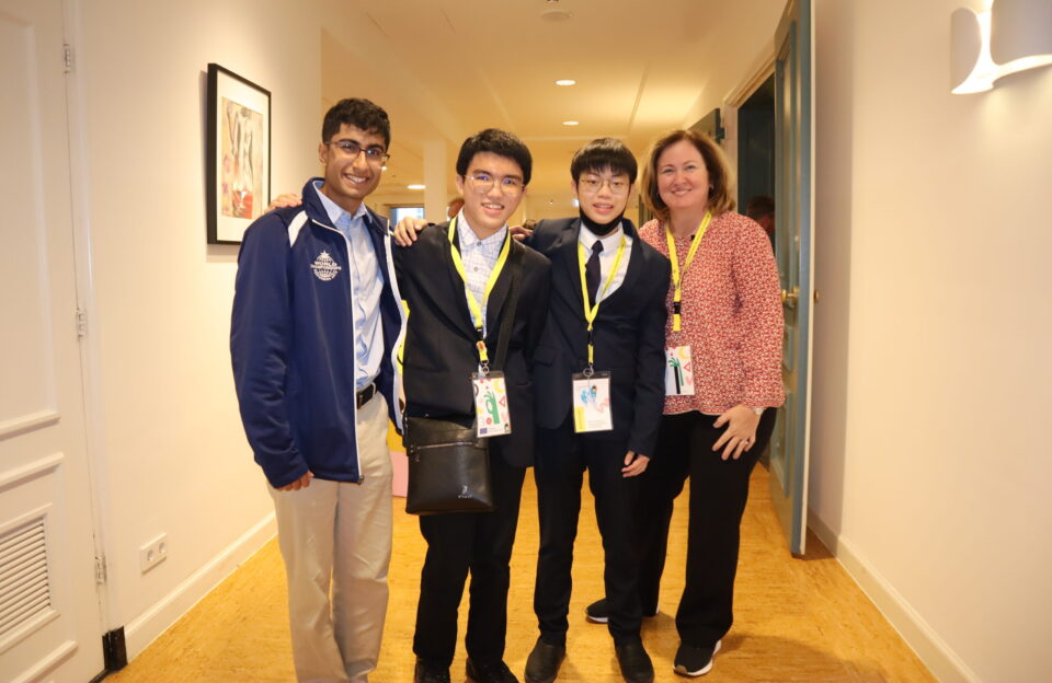 From left to right: Varun Madan, Saan Cern Yong, Sheng Ze Yeoh and Sharon Snyder in Leiden, Netherlands for the 2022 EUCYS