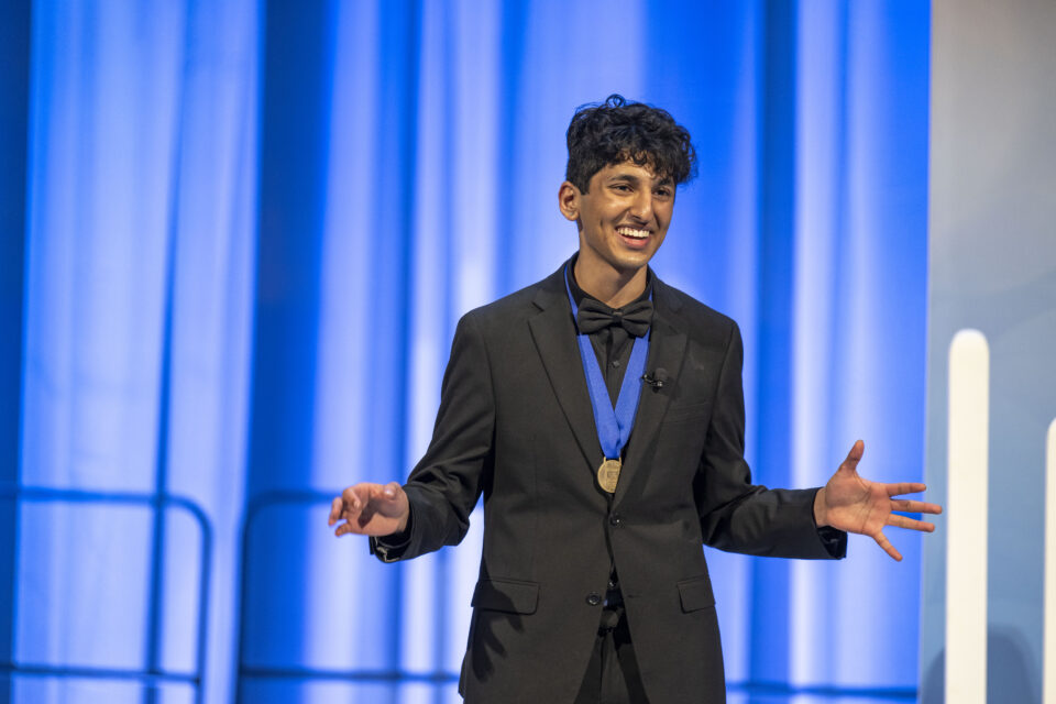 Regeneron STS 2023 Finalist Siddhu Pachipala speaking at the Awards Gala as the 2023 Glenn T. Seaborg Award winner.