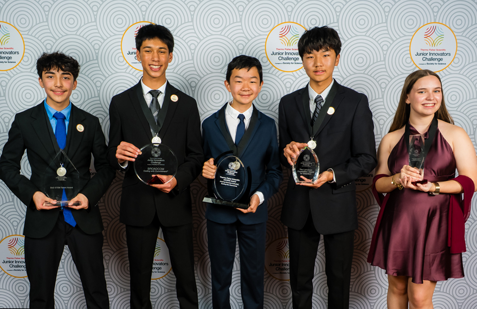 The winners of the 2025 Thermo Fisher Scientific Junior Innovators Challenge