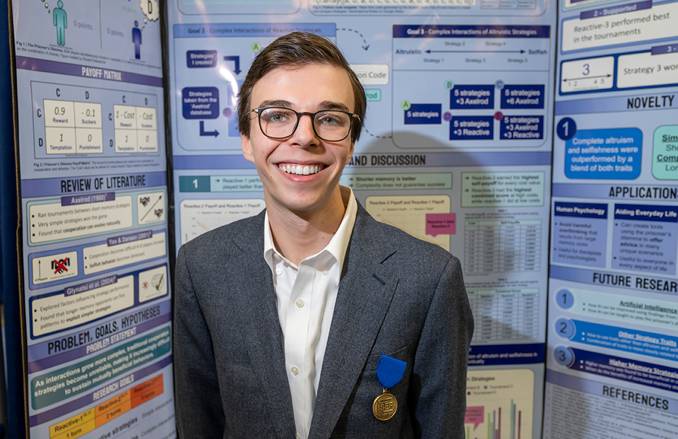 ISEF 2025: Cory Seelenfreund, 17, of New Rochelle, New York, received the $10,000 Peggy Scripps Award for Science Communication for his study of the relevance of memory in the Prisoner’s Dilemma.