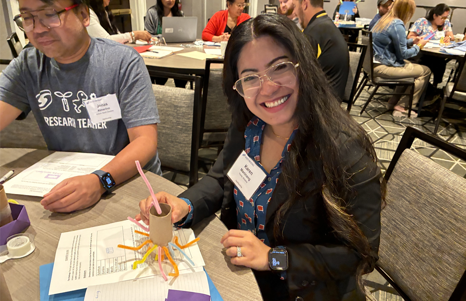A 2025-26 Advocate showing an invention during a session of the Advocate Training Institute.