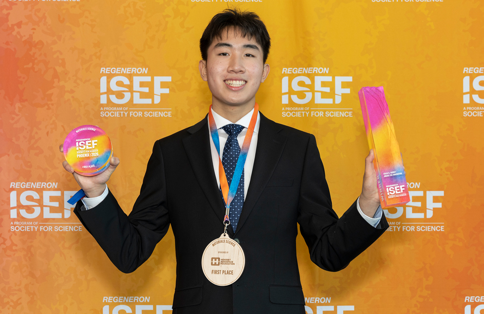Grand Award Winner ISEF 2026, Phoenix: Kevin Sun, 17, of Andover, Massachusetts, received the Craig R. Barrett Award for Innovation for $10,000 for developing a new way to sort plastic recyclables using a dissolvable tag.